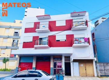 Departamento de 2 ambientes, Mar del Tuyú · Departamento 2° Piso Excelente Ubicación