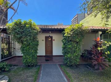 Casa · 245m² · 3 Dormitorios · 1 Cochera · Casa en Barrio Norte