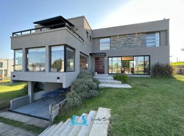 Casa de 5 ambientes, Costa Esmeralda · Venta Amoblada Piscina Casa Costa Esmeralda Golf I Gas Natural Sauna
