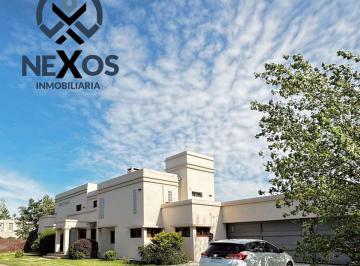 Casa · 500m² · 12 Ambientes · 6 Cocheras · Casa en Villa Mercedes