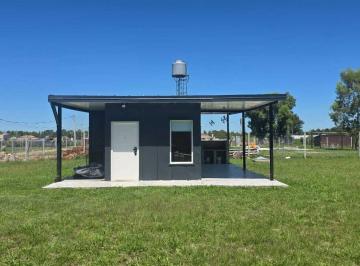 Casa · 28m² · Casa Chalet en Venta en Parada Robles, Exaltación de La Cruz, G. B. a. Zona Norte