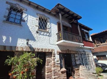 PH · 95m² · 4 Ambientes · 1 Cochera · PH - Guemes