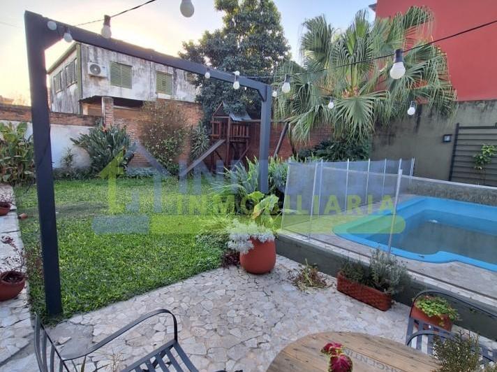 Casa · 190m² · 15 Ambientes
