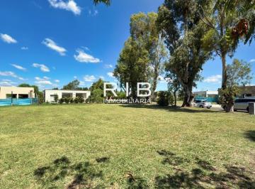 Terreno , Pilar · Excelente Lote Sobre Esquina - Santa Emilia