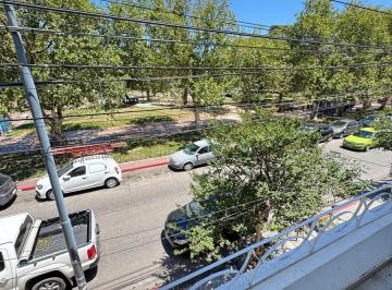 Terreno · 200m² · 5 Ambientes · 1 Cochera · Lote / Terreno en Venta Frente a Plaza Jeronimo del Barco, Rinde 1260 m²
