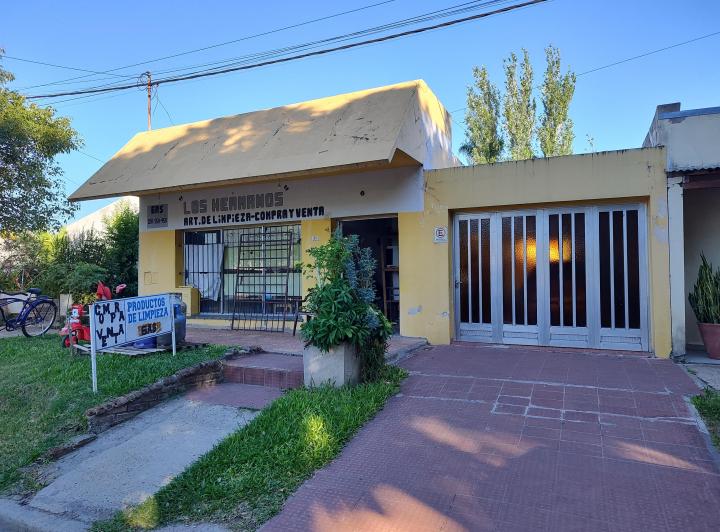 PH · 165m² · 8 Ambientes · 1 Cochera