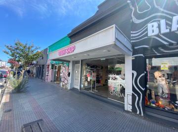 Local comercial · 150m² · 5 Ambientes · Local en Venta