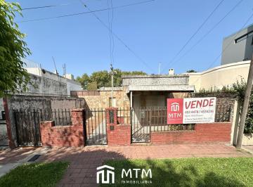 Casa · 109m² · 7 Ambientes · Casa en Venta Rosario, Alberdi