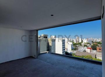 Departamento · 40m² · 2 Ambientes · Departamento Semi Piso Al Frente de un Dormitorio con Cochera y Terraza Privada