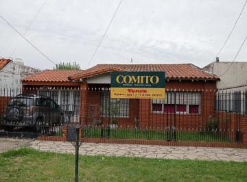 Casa · 3 Ambientes · 1 Cochera · Casa en Lomas de Zamora