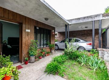 Casa · 90m² · 1 Cochera · Venta Casa 3 Amb con Cochera, San Andres