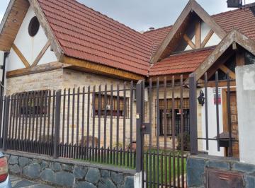 Casa de 3 ambientes, Malvinas Argentinas · Vivienda en Venta en Villa de Mayo.