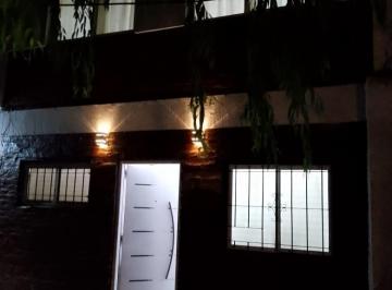 Casa de 8 ambientes, Rosario · Dueño Vende en Fisherton Casa en 2 Plantas 4 Dorm. Acepto Vehículo