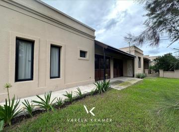 Casa · 300m² · 6 Ambientes · Casa en Venta en Open Door, Lujan, Barrio Santa Catalina