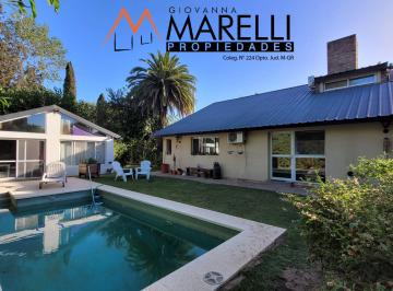 Casa de 6 ambientes, General Rodríguez · Casa en Venta en Country Las Lajas