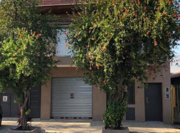 PH · 145m² · 4 Ambientes · Inmueble en Block. 2 Locales Mas Chalet 3 Amb! en Zona Industrial!