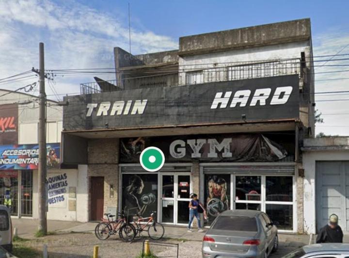 Local comercial · 220m²