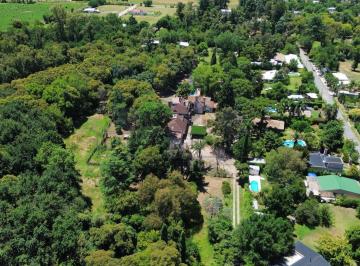 Quinta vacacional · 10178m² · 14 Ambientes · Quinta en Venta en Lujan