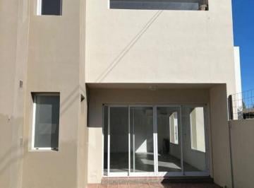 MBO-MBO-271_2 · Casa 3 Ambientes. | Pedro Barbosa Al 700