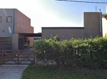 Casa · 62m² · 2 Ambientes · 1 Cochera · Casa en Lote de 360 m² en Tierra de Sueños 2