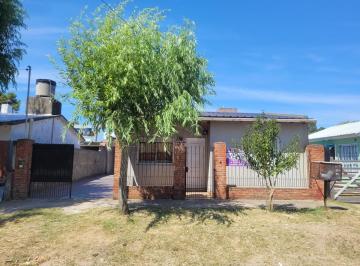 Casa de 3 ambientes, Mar de Ajó · Casa de 3 Ambientes en Venta - Apto Crédito