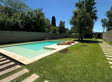 Quinta vacacional · 120m² · 2 Ambientes · 1 Cochera · Quinta en Venta Barrio Santa Anita - Cañuelas