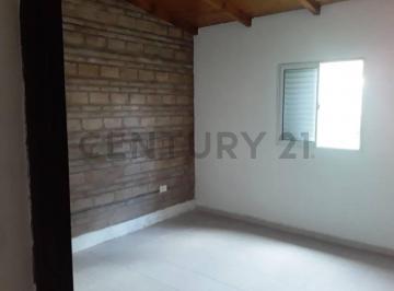 Casa · 88m² · 3 Ambientes · 1 Cochera · Casa en Venta en Rafaela, Barrio Pizzurno
