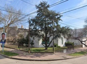 Casa · 147m² · 4 Ambientes · 1 Cochera · Casa en Venta en Rafaela, Barrio 30 de Octubre