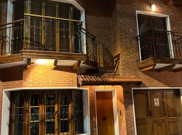 Casa de 4 ambientes, Belgrano · Sólido Chalet en Lo Mejor de Belgrano 220 m² Garage Cubierto Terraza y Ascensor*