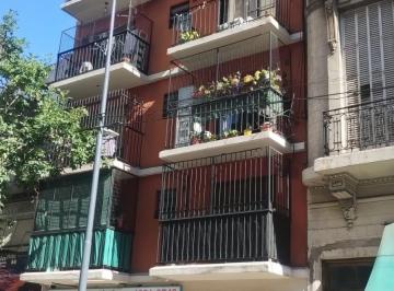Departamento de 2 ambientes, San Cristobal · Impecable Departamento de 2 Ambientes Lateral Amplio Excelente Ubicación