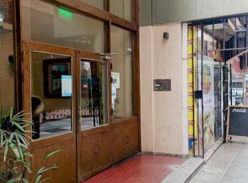 Oficina comercial de 2 ambientes, Córdoba · Oficina con Baño Kichinet en Venta Centro Paseo Santo Domingo Velez Sarfield