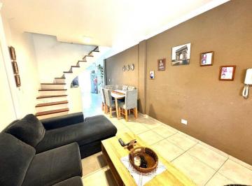 Departamento · 78m² · 4 Ambientes · 1 Cochera · Venta Dúplex en Complejo 2/3 Dorm. Moron - Permuta