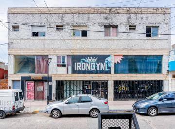 Local comercial · 611m² · 5 Ambientes · 1 Cochera · Venta en Block Local + 12 Departamentos