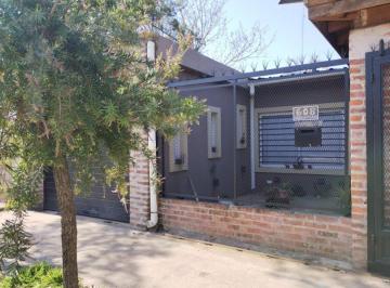 Casa de 3 ambientes, Esteban Echeverría · Casa de 3 Ambientes con Pileta y Quincho