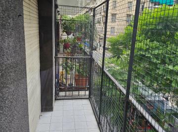 Departamento de 4 ambientes, Balvanera · Semipiso Balcon Frente 84 m². Living 3 Dorm, Balvanera