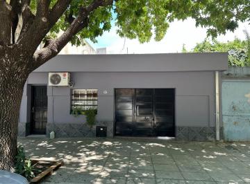 Terreno de 7 ambientes, Parque Chas · Venta de Casa/lote en Parque Chass