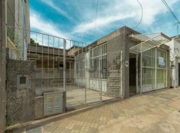 Casa · 134m² · 4 Ambientes · Venta Casa 2 Dorm. C/local Comercial Al Frente. Excele