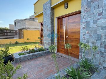 Casa de 3 ambientes, Jesús María · Casa 3 Dorm - Barrio Lomas - Jesús María