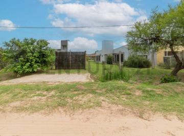 Casa · 134m² · 4 Ambientes · Casa de 2 Dorm. en Venta, Faro del Leyes, Arroyo Leyes