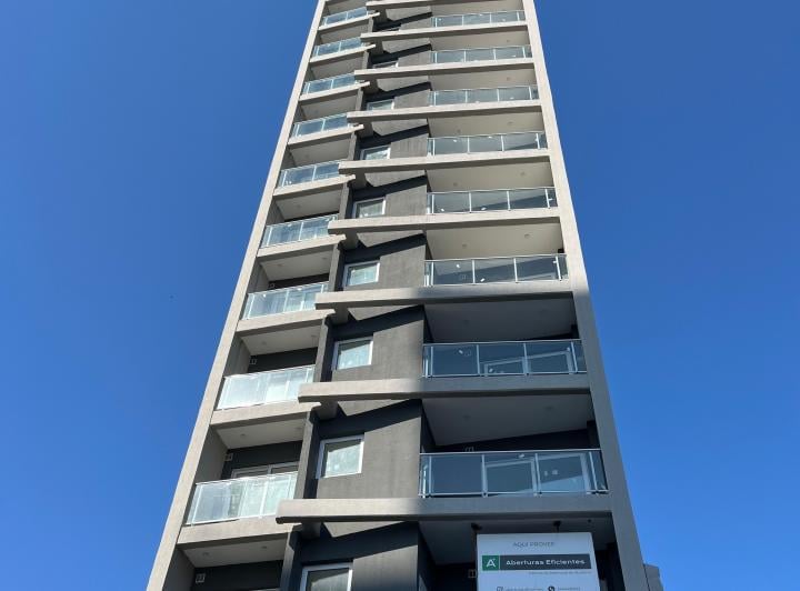 Desarrollo vertical , Ciudad de Santa Fe · Edificio Danubio