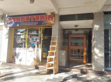 Local comercial · 21m² · 2 Ambientes · Local - Abasto - Ferretería