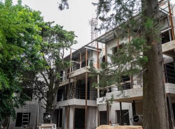 Departamento · 97m² · 3 Ambientes · Venta Departamento de 2 Dorm. - City Bell -, Cno Gral. Belgrano E/ 465 y 466.