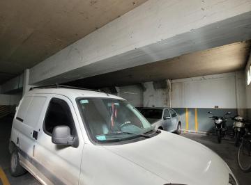 Garage · 1 Ambiente · Cochera Doble en Pumacahua y Rivavadavia