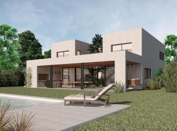 Casa · 271m² · 7 Ambientes · 2 Cocheras · Imperdible Casa de Diseño a Estrenar en Vida