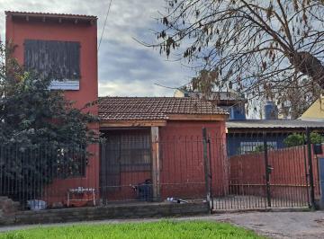 ADP-ADP-303_2 · Casa 4 Ambientes. | Los Studs Al 1200