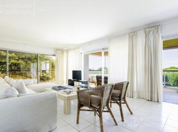 Departamento · 204m² · 8 Ambientes · 2 Cocheras · Venta Departamento 5 Dorm. Playa Brava Rincón del Indio Punta del Este