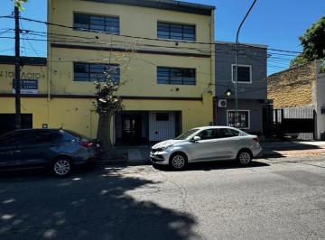 Edificio · 900m² · 16 Ambientes · Local / Oficina / Instituto Educativo en Olivos