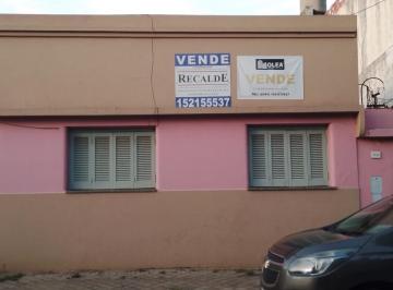 Casa · 120m² · 2 Dormitorios · Terreno - Echesortu