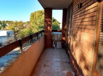 Departamento · 101m² · 4 Ambientes · Venta - Departamento 2 Dorm. - Azcuenaga - Rosario