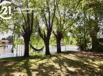 Casa · 51m² · 3 Ambientes · Casa en Venta en Rio Sarmiento y Abra Vieja